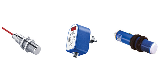 最佳檢測由垂直于換能器軸的物體給出。要進行保存檢測，對象的角度不應大于光束角度的一半(alpha / 2)。