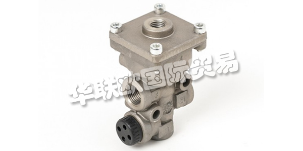 BERTOCCO公司成立于1962年，是一家精密機(jī)械車間，多年來(lái)從一家小型工匠公司發(fā)展成為一家專業(yè)從事工業(yè)車輛氣動(dòng)設(shè)備和配件研究，設(shè)計(jì)和生產(chǎn)的工業(yè)公司。2013年初，Bertocco Air Truck Technology開(kāi)始了新的公司結(jié)構(gòu)和新的管理，開(kāi)始了其活動(dòng)，重點(diǎn)關(guān)注制動(dòng)系統(tǒng)，懸架和工業(yè)車輛設(shè)備的組件。