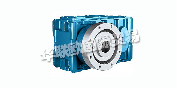 PIV DRIVES 是全球知名的機(jī)械齒輪裝置生產(chǎn)商，產(chǎn)品廣泛應(yīng)用于塑料和橡膠領(lǐng)域。自1928年成立于德國，他們是建造齒輪箱的專家，可滿足現(xiàn)代工業(yè)的苛刻要求 - 在質(zhì)量，可靠性，卓越性能和預(yù)期壽命方面。這些只是PIV產(chǎn)品聲譽(yù)卓著的主要原因，另一個(gè)是著名的“德國制造”方法。