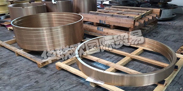 德國(guó)BORNEBUSCH主要產(chǎn)品：BORNEBUSCH滑動(dòng)軸承、零件等。BORNEBUSCH是位于Siegerland中心的業(yè)主管理的家族企業(yè)。