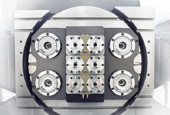 SCHUNK刀具夾持系統(tǒng)對(duì)機(jī)加工行業(yè)產(chǎn)生了前所未有的革命性影響。?模塊化夾持系統(tǒng)借鑒其優(yōu)勢(shì)，它的作用遠(yuǎn)不止于一個(gè)參考基準(zhǔn)，還提供了包括定位、夾持以及接口通用等功能。這種夾持原理如今被認(rèn)為是提高生產(chǎn)效率的最有效的方法之一，廣泛適用于從小型零件到大型零件，從粗加工到裝配應(yīng)用的各種工藝。作為這一技術(shù)的先驅(qū)以及夾持技術(shù)和抓取系統(tǒng)的領(lǐng)導(dǎo)者，SCHUNK始終致力于開(kāi)發(fā)新的應(yīng)用領(lǐng)域，并在它的模塊化系統(tǒng)中新增了適用于直接夾持工件以及微小型零件的專(zhuān)業(yè)標(biāo)準(zhǔn)模塊。