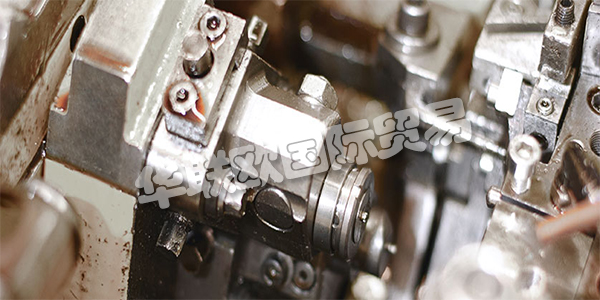 ARNOLD集團(tuán)憑借多年來在智能緊固系統(tǒng)和非常復(fù)雜的擠壓件生產(chǎn)方面的專業(yè)知識(shí)，已發(fā)展成為復(fù)雜緊固系統(tǒng)的綜合供應(yīng)商和開發(fā)合作伙伴。憑借他們對(duì)“藍(lán)色緊固系統(tǒng)”的新定位，這一發(fā)展過程現(xiàn)在將繼續(xù)在一個(gè)統(tǒng)一和協(xié)調(diào)的結(jié)構(gòu)下進(jìn)行。工程，緊固件和功能部件，以及進(jìn)料器處理系統(tǒng)，所有這些都來自單一來源 - 高效，持續(xù)和國際化。