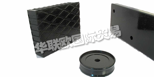 BARBIERI RUBBER的活動(dòng)始于1967年，當(dāng)時(shí)Angelo Barbieri先生離開了Stranieri Gomma，在同一行業(yè)開展業(yè)務(wù)，并開始在他的車庫(kù)里生產(chǎn)帶有舊壓縮機(jī)的小型橡膠零件。