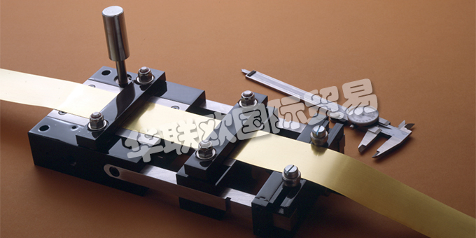 美國RAPID AIR公司的產(chǎn)品有：RAPID-AIR供料器、RAPID-AIR送料器、RAPID-AIR空氣送料器、空氣供給裝置、伺服供料器 矯直機(jī)、切割機(jī)、定長切割機(jī)、線圈處理設(shè)備、刀具、電動閥門、電動執(zhí)行法閥。