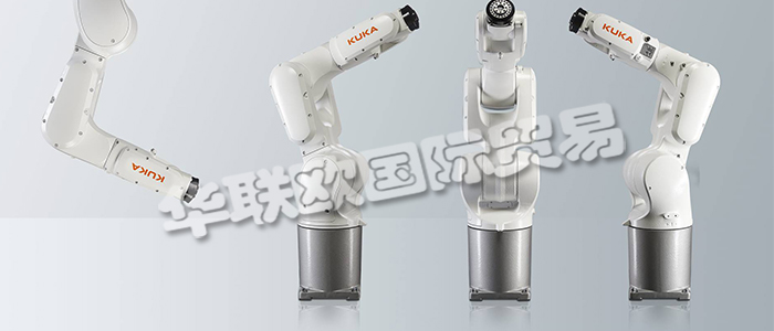 KUKA公司的KR QUANTEC裝配機(jī)器人屬于高負(fù)載級別，具有市場上該級別中極其豐富的負(fù)載能力和作用范圍組合。這個KUKA 多面手設(shè)計用于幾乎所有細(xì)分市場，從汽車工業(yè)到鑄造行業(yè)，再到醫(yī)學(xué)行業(yè)。KR QUANTEC 系列是基于 KUKA 在充滿活力的自動化世界中的經(jīng)驗(yàn)開發(fā)的。KR QUANTEC 系列將是庫卡第一款具有數(shù)字附件式運(yùn)動模式的工業(yè)機(jī)器人。數(shù)字化的運(yùn)動模式，可針對特定使用情況優(yōu)化機(jī)器人的工作流程。KR QUANTEC 系列即使在復(fù)雜的情況下也能簡化工程設(shè)計，這歸功于更修長的手腕和更小的占地面積持續(xù)減小了干擾輪廓。此外，創(chuàng)新拖鏈系統(tǒng)的干擾輪廓得到了優(yōu)化，確保了簡化的模擬和更經(jīng)濟(jì)的工作單元規(guī)劃。停止時短的機(jī)器人慣性行程還允許緊湊的工作單元和系統(tǒng)結(jié)構(gòu)，并使系統(tǒng)規(guī)劃和實(shí)施具有靈活性。