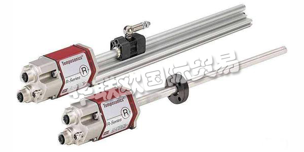 位移傳感器又稱為線性傳感器，是一種屬于金屬感應(yīng)的線性?器件，傳感器的作用是把各種被測物理量轉(zhuǎn)換為電量。位移是和物體的位置在運(yùn)動過程中移動有關(guān)的量，位移的測量方式所涉及的范圍是相當(dāng)廣泛的。小位移通常用應(yīng)變式、電感式、差動變壓器式、渦流式、霍爾傳感器來檢測，大的位移常用感應(yīng)同步器、光柵、容柵、磁柵等傳感技術(shù)來測量。下文為您介紹MTS位移傳感器。